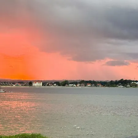 With Panoramic Views At Anslet Hébergement de vacances Store Anslet