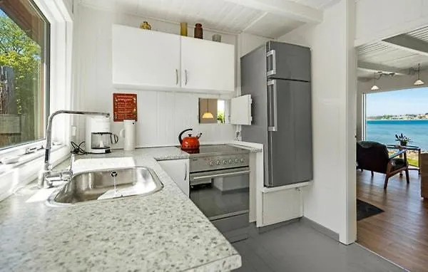 Holiday Home With Panoramic Views At Anslet Beach Holiday home