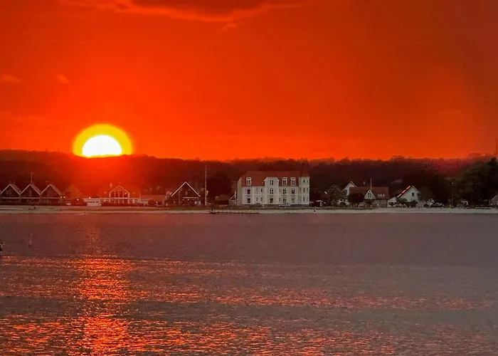 Holiday Home With Panoramic Views At Anslet Beach Holiday home *